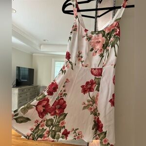 Reformation | Dress w/stretch back - flowers